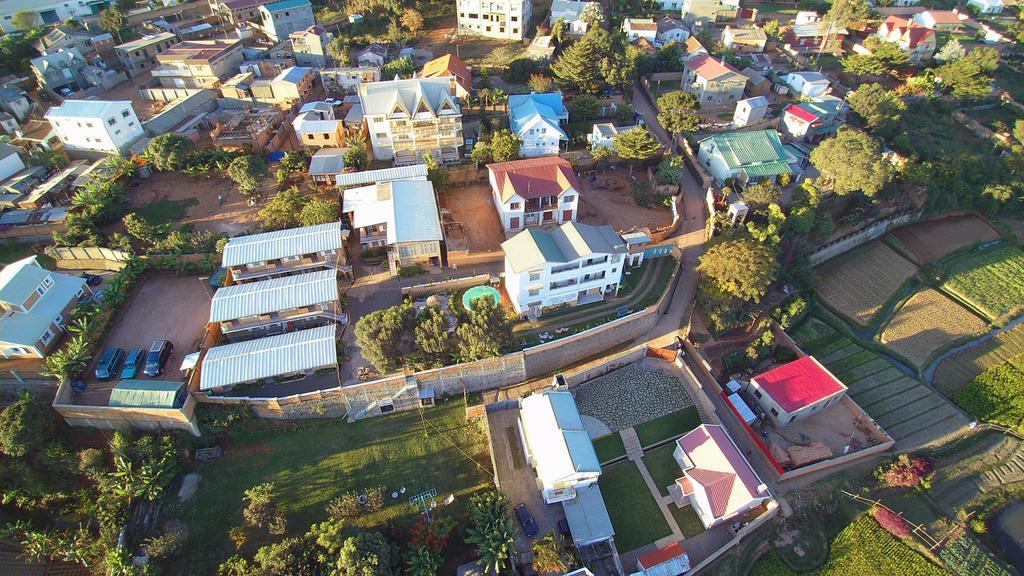 Hotel Chez Jeanne Antananarivo Dış mekan fotoğraf