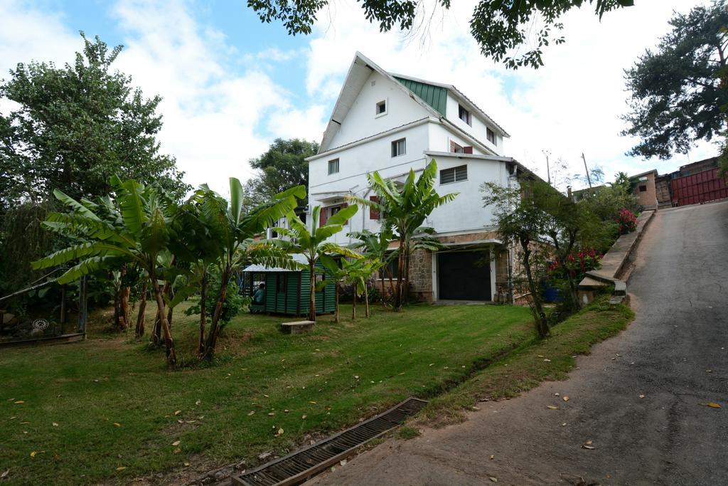 Hotel Chez Jeanne Antananarivo Dış mekan fotoğraf