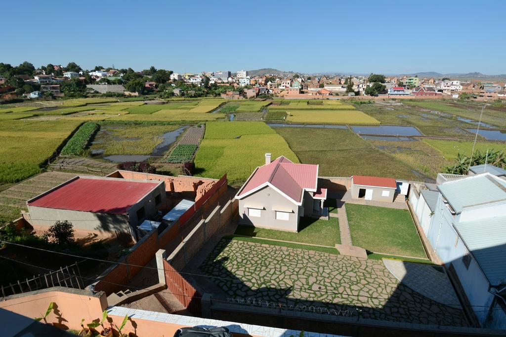 Hotel Chez Jeanne Antananarivo Dış mekan fotoğraf